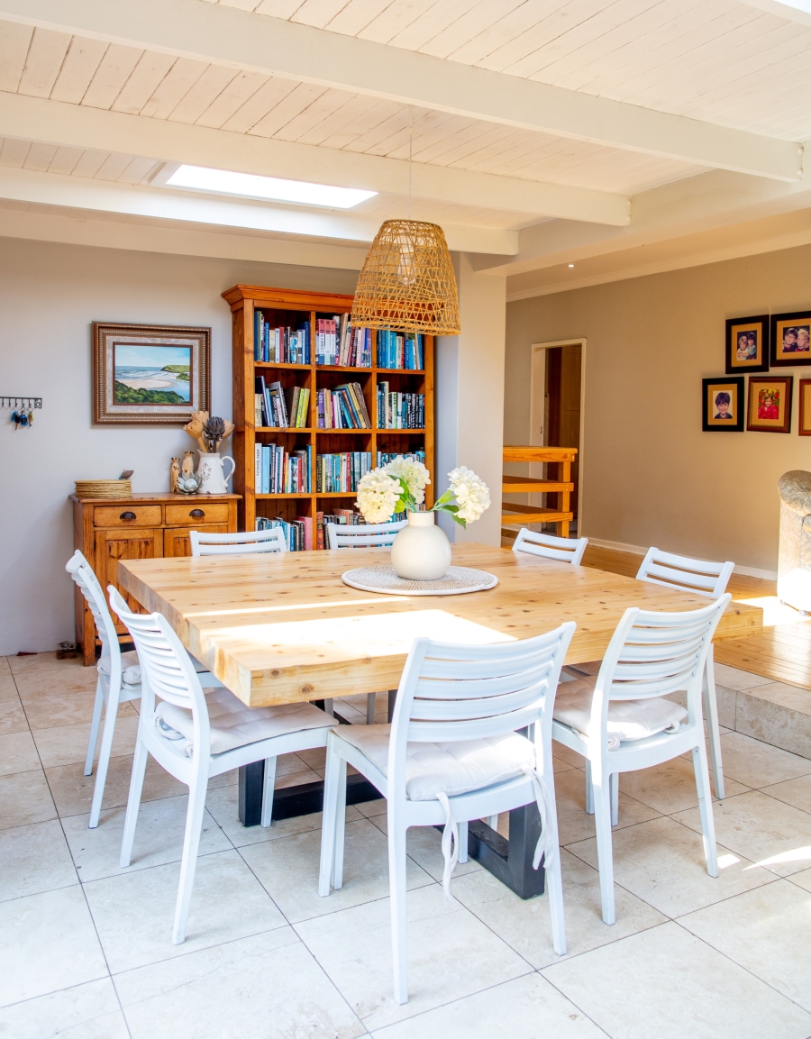 5 Bedroom Property for Sale in Nahoon Eastern Cape